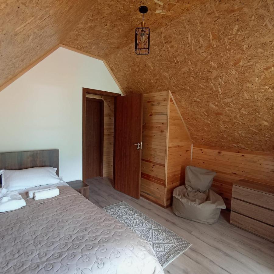 קזבגי Mountain Flower Cottage מראה חיצוני תמונה